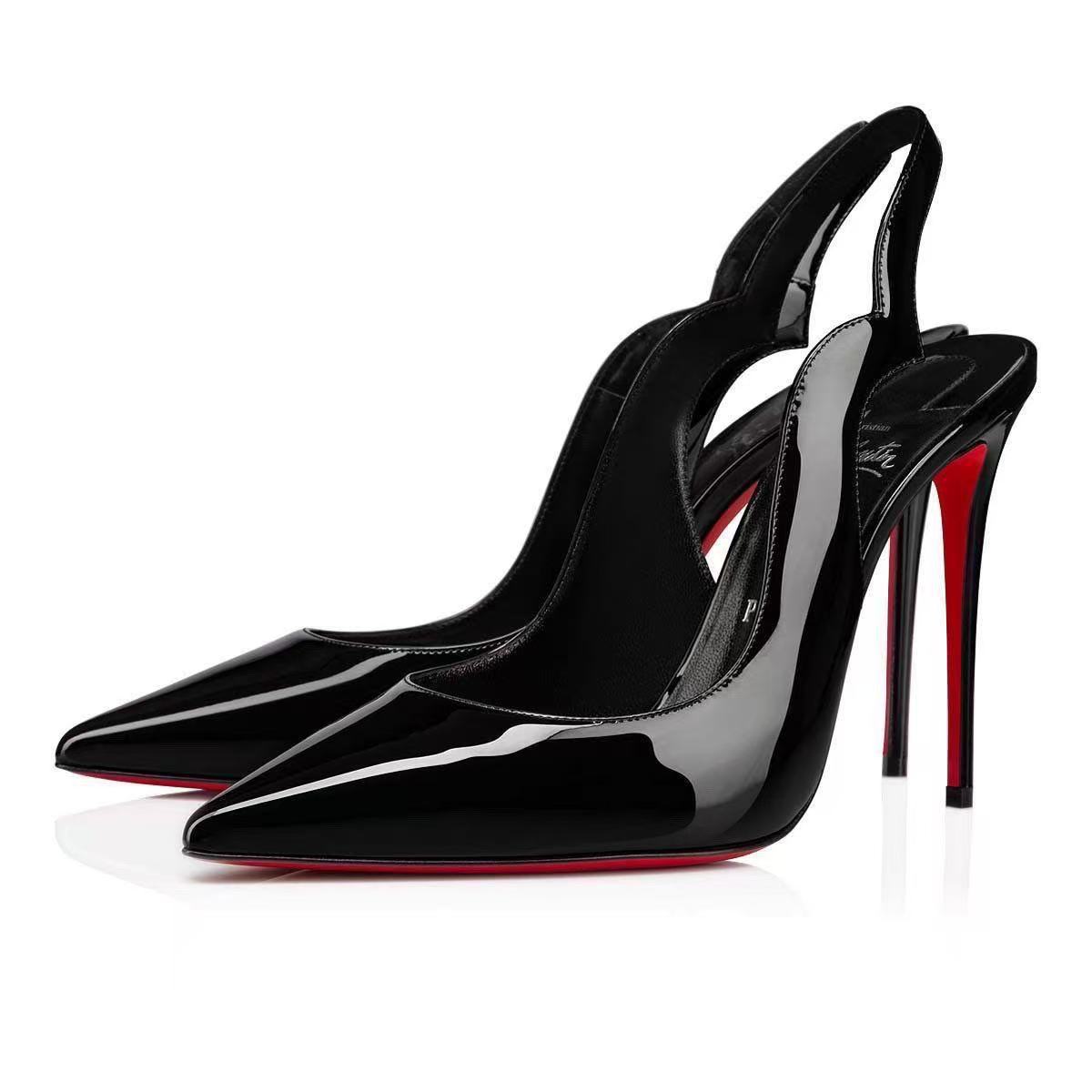 black high heels made of patent leather pointed-toe stiletto heels