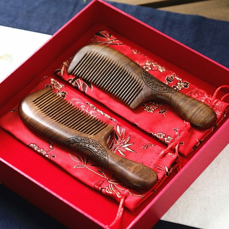 Wedding comb, mirror comb set, female dowry, golden sandalwood engraving, wedding wooden comb, pair of gift combs, pair of combs, cross-border