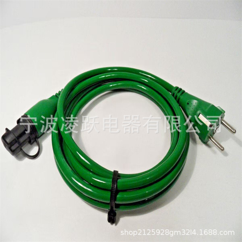 DEFA 460920 迷你插头加热器连接电源线电缆 2.5 米