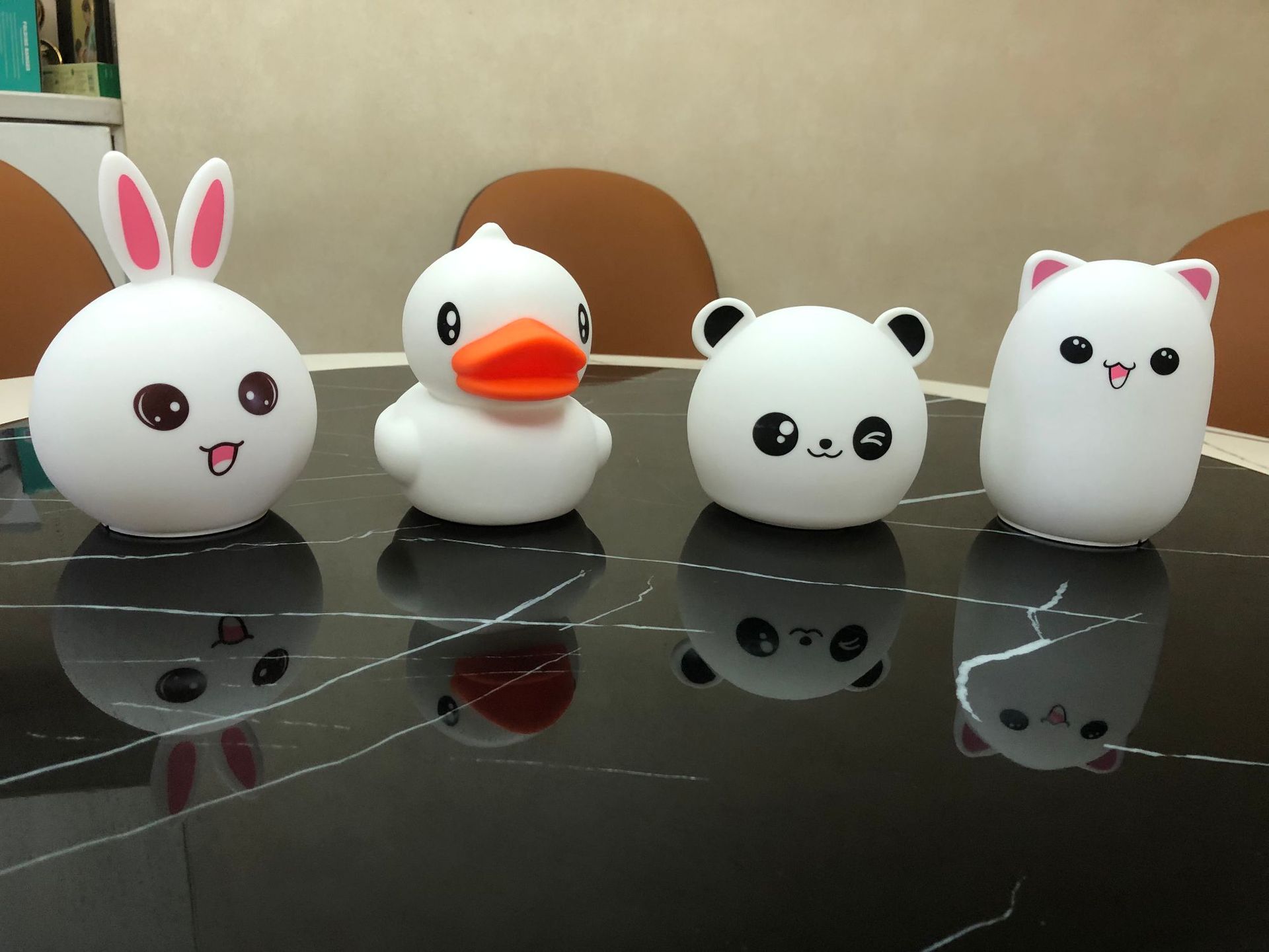 Cross-border Silicone Clap Light Bunny Night Light Cross-border Silicone Gradient Night Light USB Rechargeable Halloween Light 微信图片_20210811174639