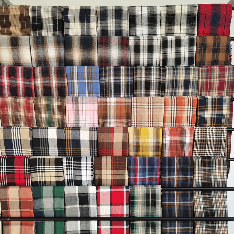260g padded sanding plaid jacquard yarn-dyed fabric wool-like plaid fabric in stock to undertake ordering
