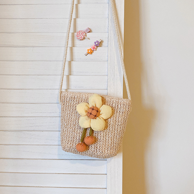 Beige pequeña flor