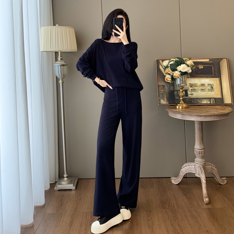 7659慵懒风秋季新款设计感辣妹斜肩针织上衣松驰感阔腿裤套装