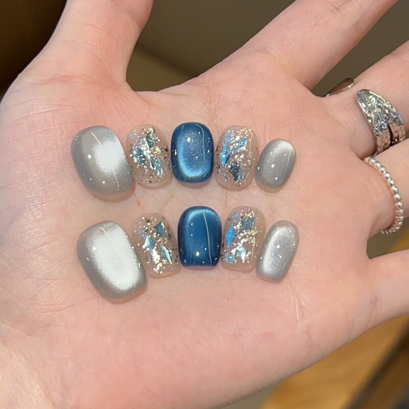 [Sleepless Island] Blue Glass Beads Side-Lit Cat Eye Color Handmade Wearable Nails H418 Model with Box Tool Kit