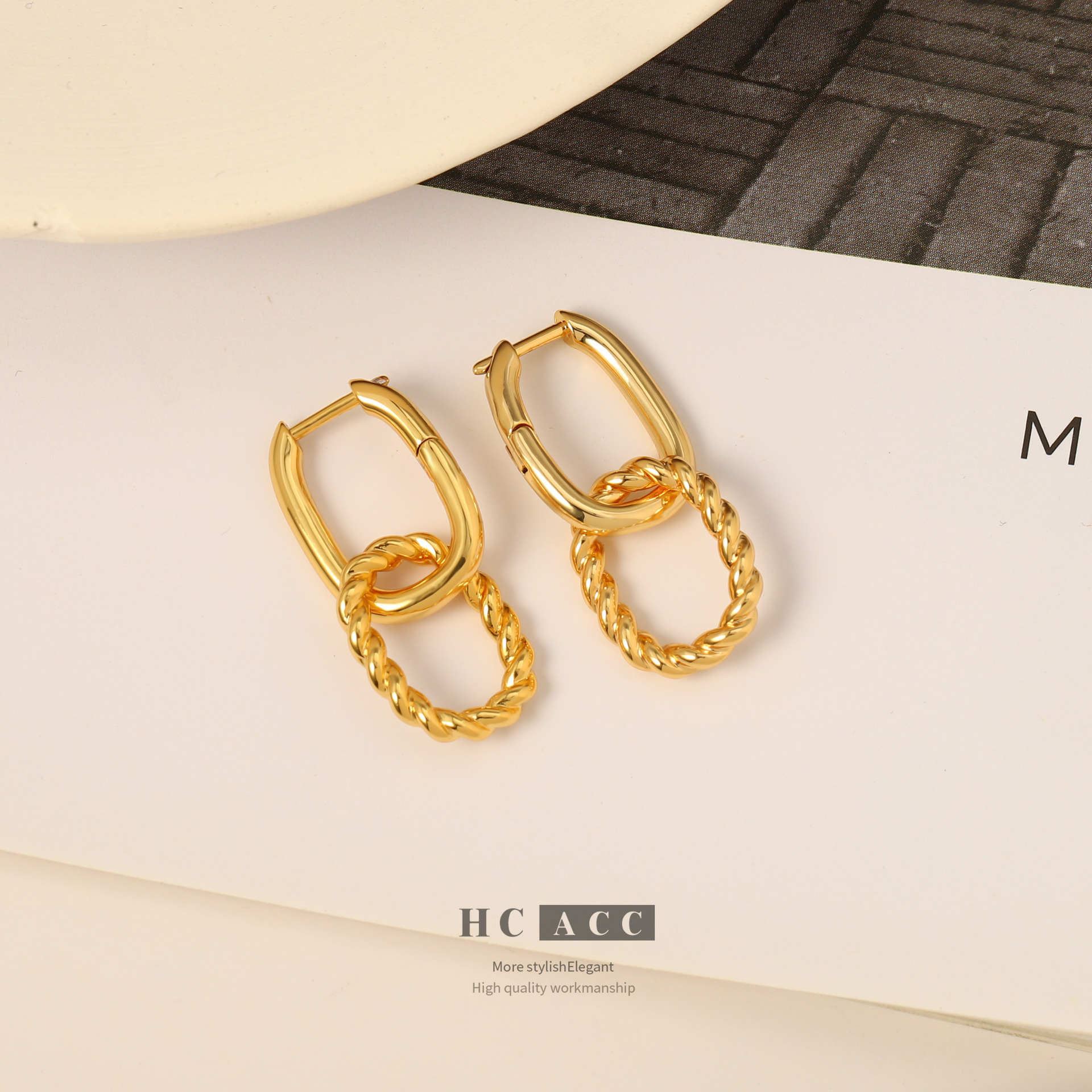 european-and-american-ins-style-niche-high-end-design-sense-copper-plated-real-gold-earrings-u-shaped-double-loop-twist-pendant-earrings-removable