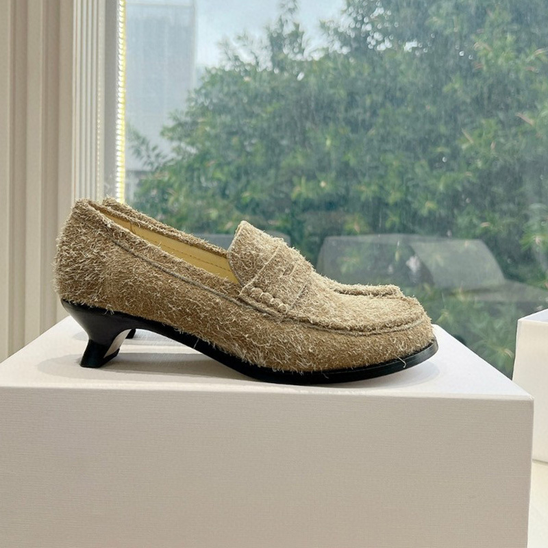 Zapatos de música retro de cuero de terciopelo de nieve para mujer 2025 nuevo estilo de un pie perezoso de tacón grueso zapatos franceses Mary Jane