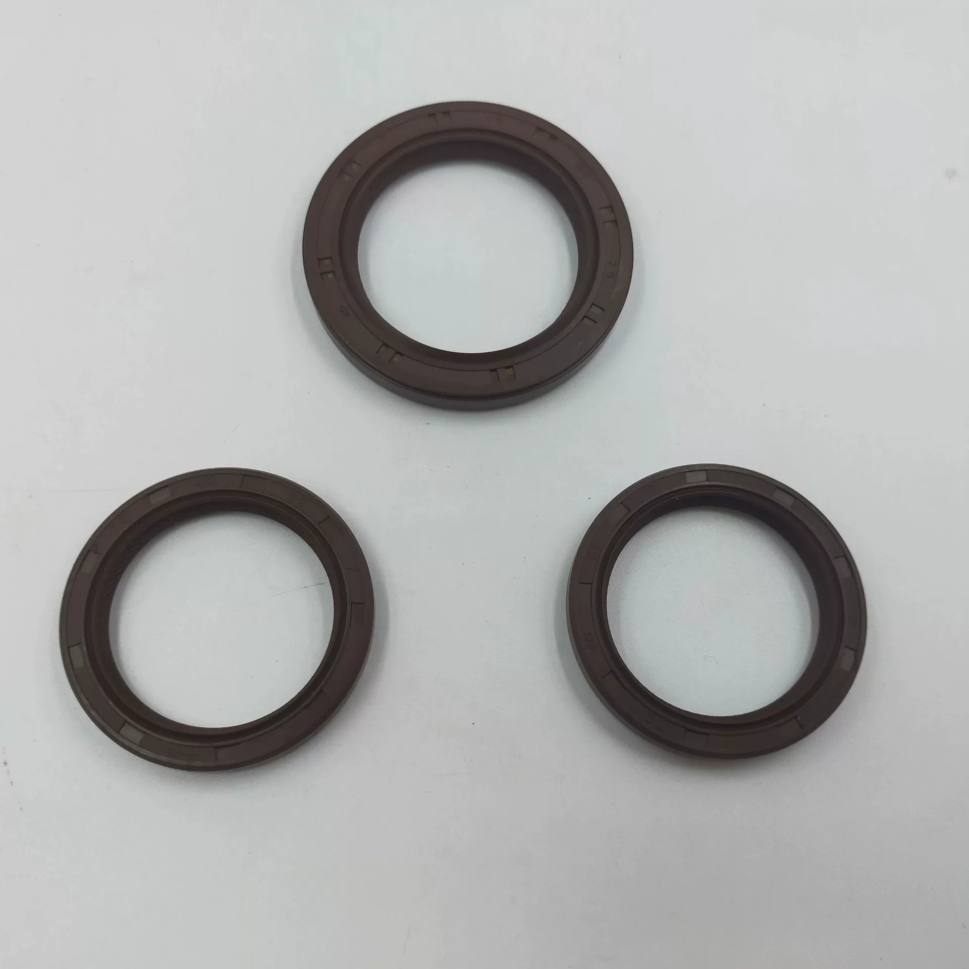 90311-46001 Подходит для Toyota Lexus 2JZGE двигатель производителя прямой поставки автомобиля коленчатый вал уплотнение сальника