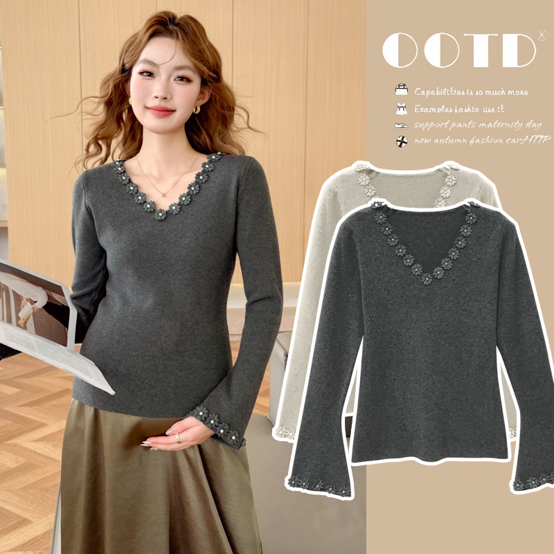Real Shot, Now Available, New Autumn and Winter Design Floral Knitted Maternity Bottoming Shirt, Long-Sleeved Thickeneded Top