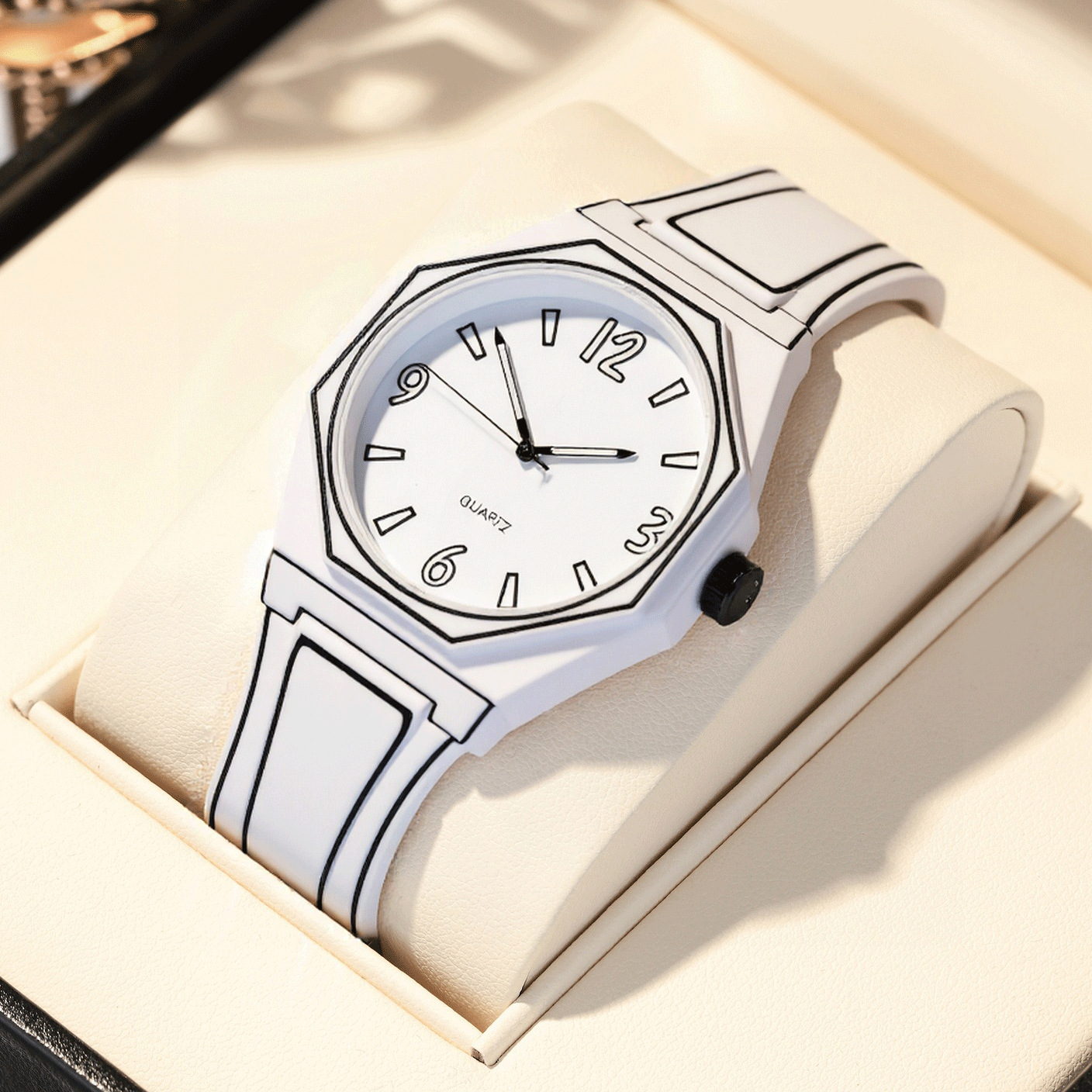 2025新款学生动漫男士手表创意 二次元漫画风手表深度防水时装表