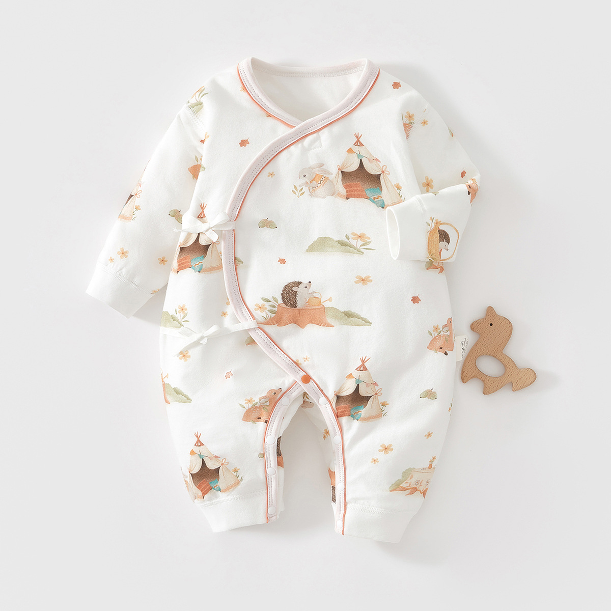 Ropa de recién nacidos 40 gramos de algodón intercalado de otoño y invierno, una clase de luna llena, ropa de bebé, ropa de recién nacidos, ropa de bebé