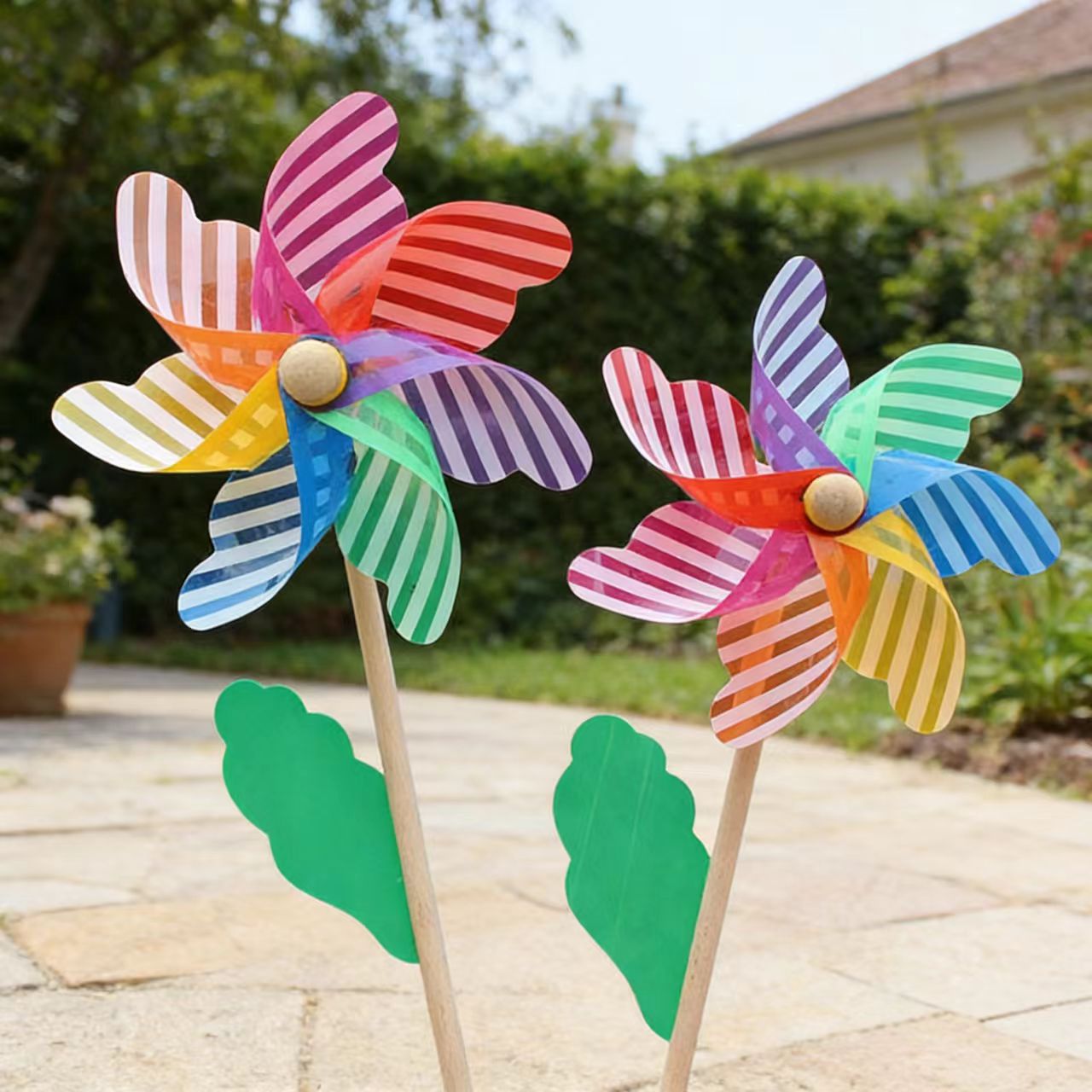 Travel rotating colorful plastic windmill toy