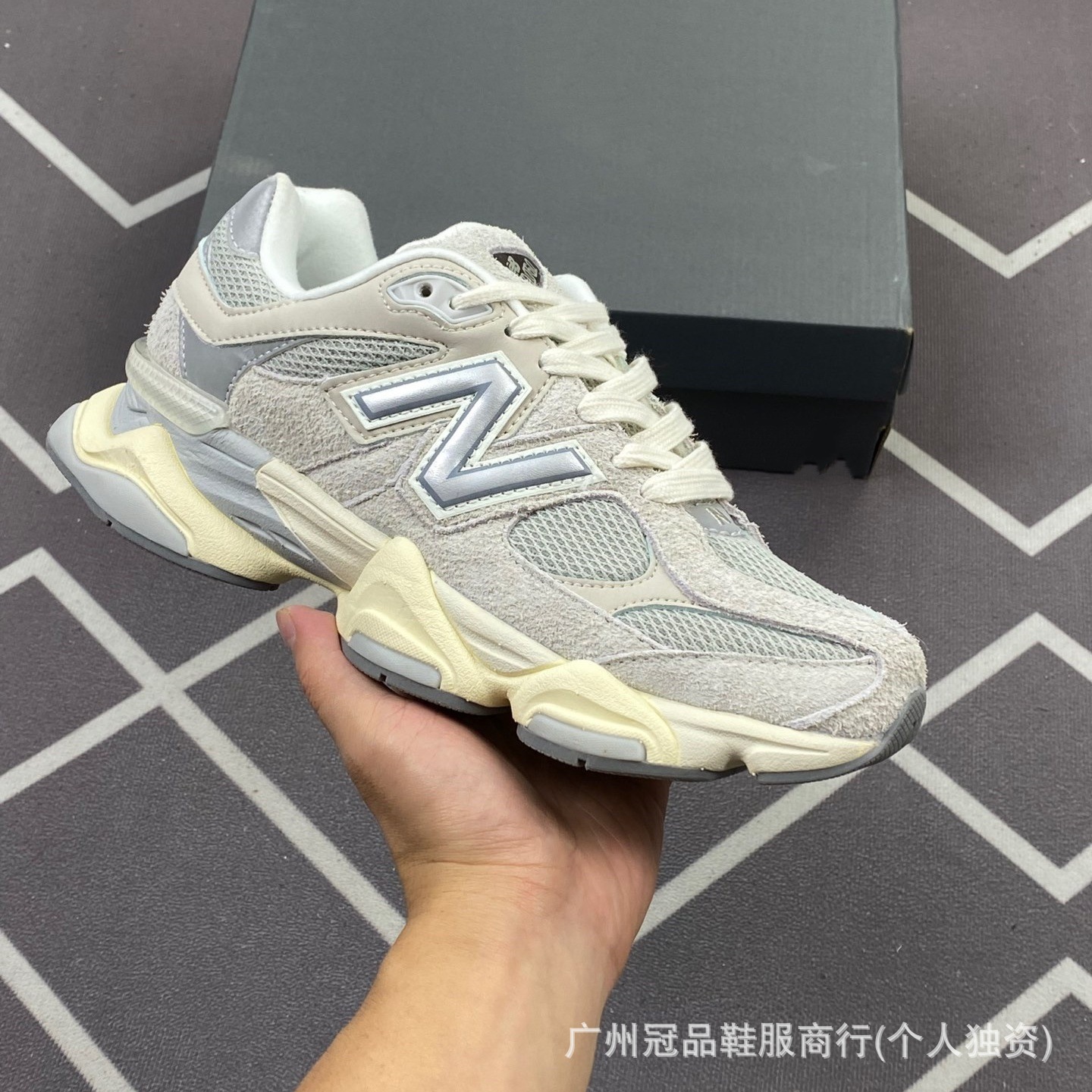 New Balance 9060 Low Sea Salt U9060ECA