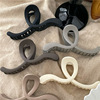 Matte line hairgrip, fashionable plastic crab pin, simple and elegant design