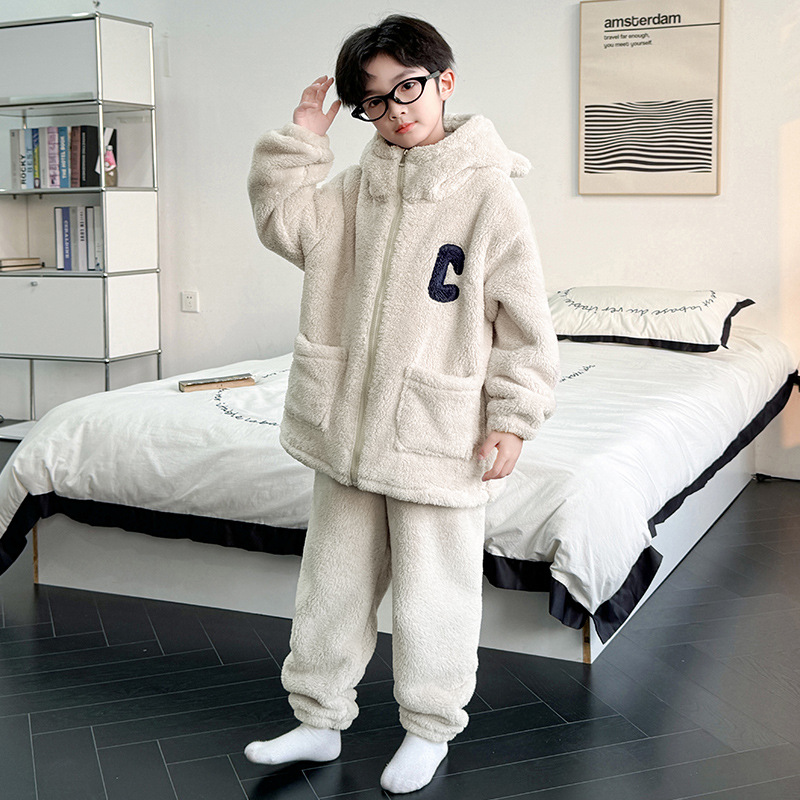 Boys' Flannel Pajamas Set Winter Warm 2025 New Large Children's Winter Coral Fleece Homewear Thickened