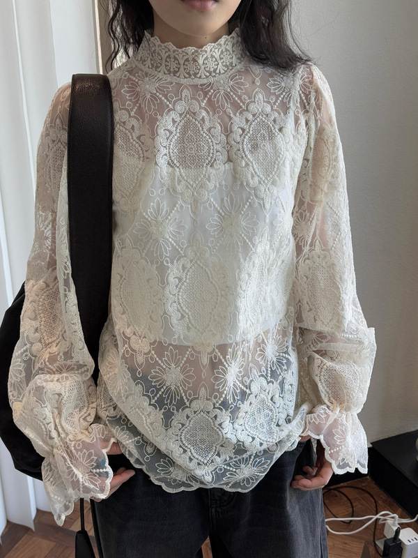 春の新フレンチニッチデザイン木耳襟フックレースボトムシャツ軽量テクスチャートップ女性用|undefined