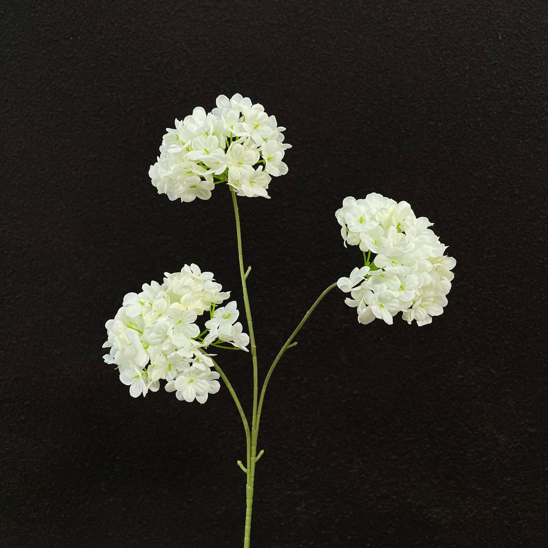 Flores falsas blancas Flores artificiales Flores para bodas Auditorio de bodas Decoración del hotel Techo artificial Flores artificiales Flores falsas