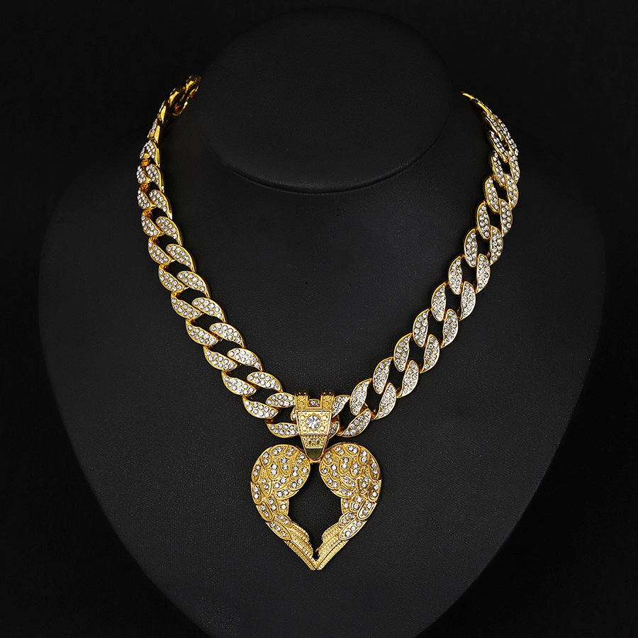 Amazon Europa y Estados Unidos Hip Hop transfronterizo aleación de viento llena de diamante amor colgante de alas cadena cubana fábrica de accesorios de alta calidad