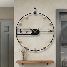 挂钟、壁钟;餐垫、杯垫;壁挂、壁饰