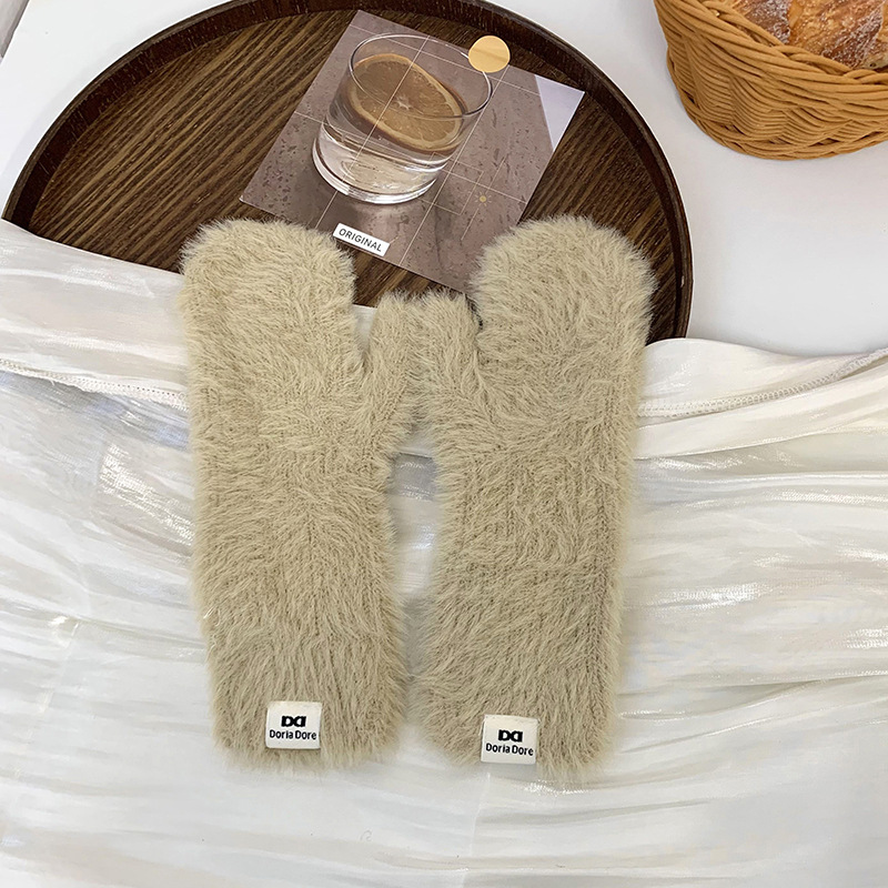 Guantes para mujer, ciclismo a prueba de viento, invierno cálido, nuevos guantes de felpa cálidos, guantes de punto coreanos japoneses al por mayor