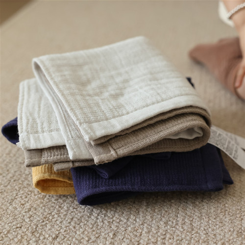 Solid Color Wrinkled Gauze Square Scarf Plain Simple Hotel Homestay Bathroom Towel Children Adults Soft Skin Bath Towel