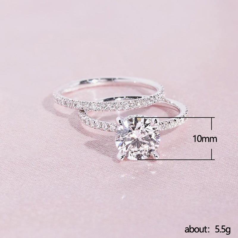 Simple Geometric Oversized Flash Diamond Zircon Women's Copper Ring display picture 1