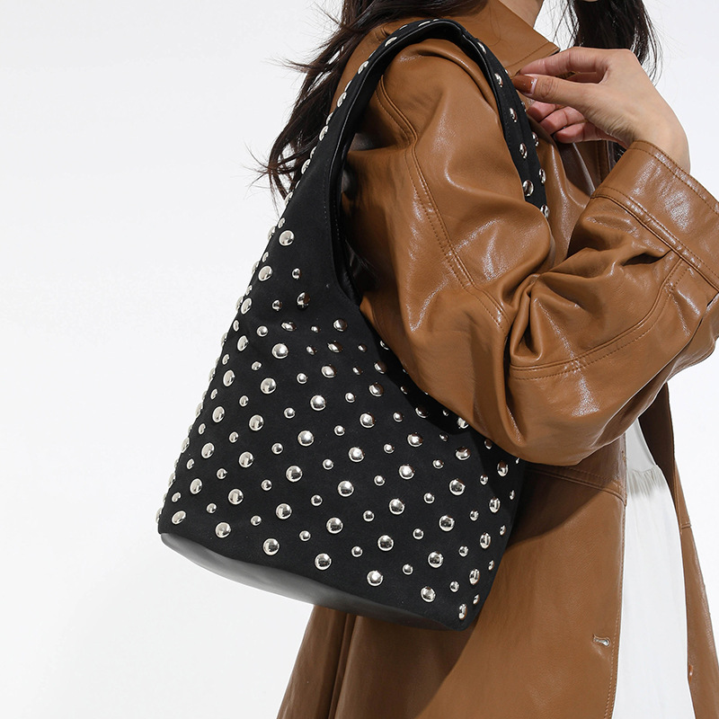 Cross-Border Women's Bags, New Style, High-End, Niche, Studded Suede Shoulder Underarm Bag, Hot-Selling Large-Capacity Bucket Bag