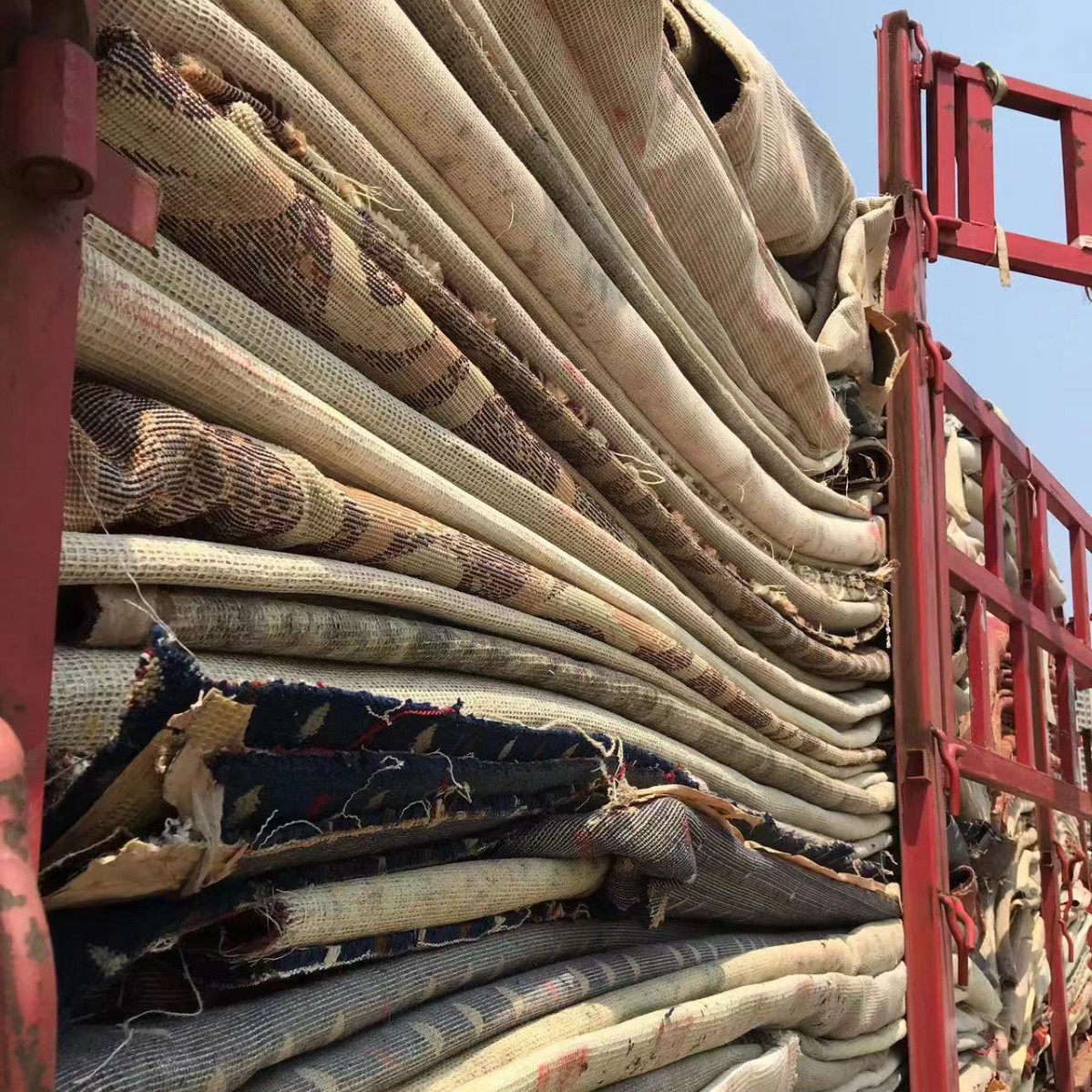 山西临汾二手旧地毯出售工地保护地面地毯混凝土楼面保护低价处理