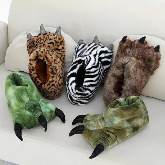 2023 autumn and winter new super soft velvet cartoon claw shoes thickened comfortable plush cotton slippers large size shoes