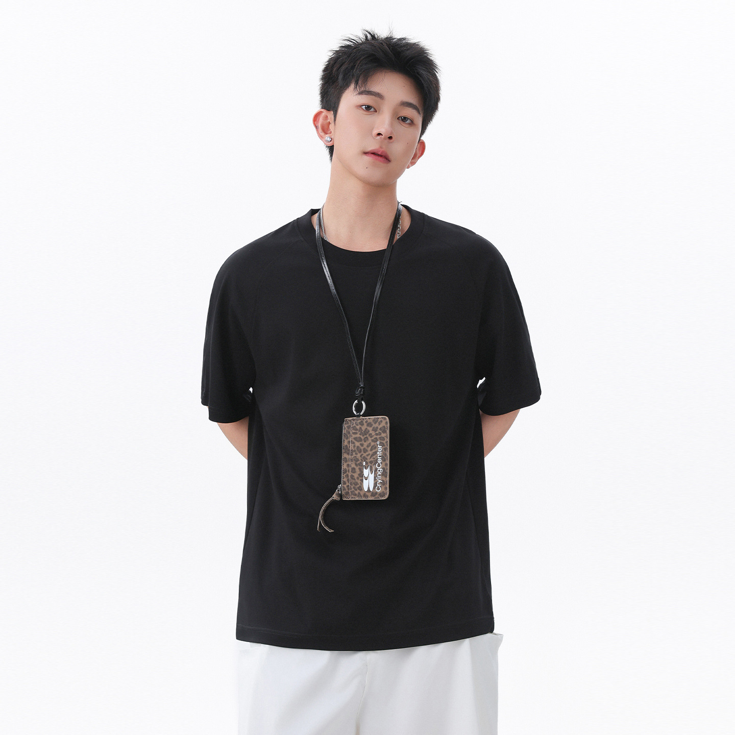 ホワイトコットン Tシャツメンズ 2025 新しい夏薄いルーズカジュアル無地ボトムシャツトップメンズ半袖