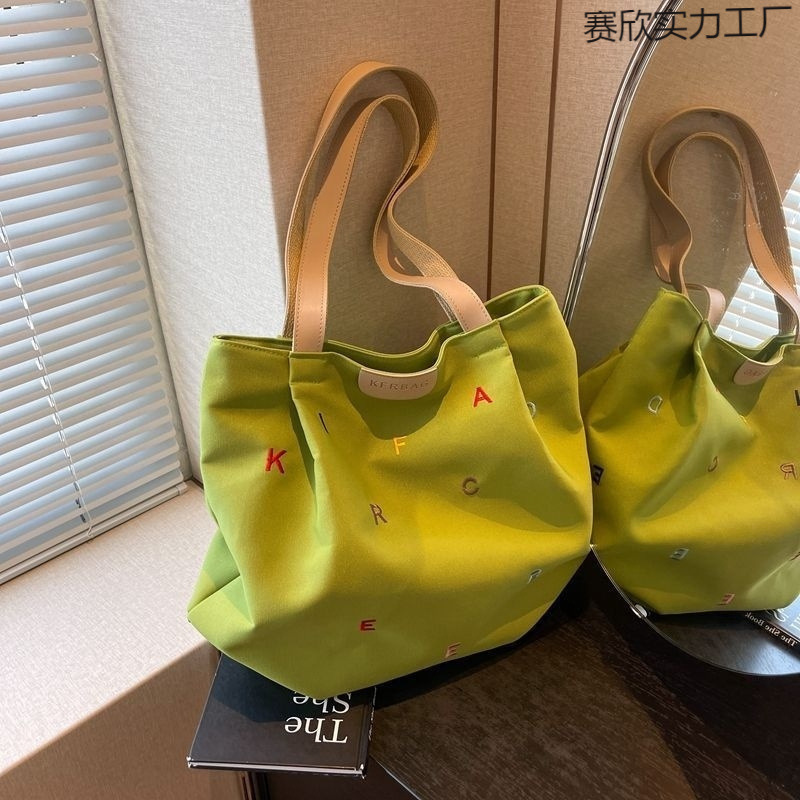 大容量キャンバスバッグレディース新しいトレンディな刺繍レターハンドバッグ小さな新鮮な学生ショルダートートバッグ|undefined