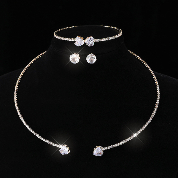 choker pearl heart-shaped
