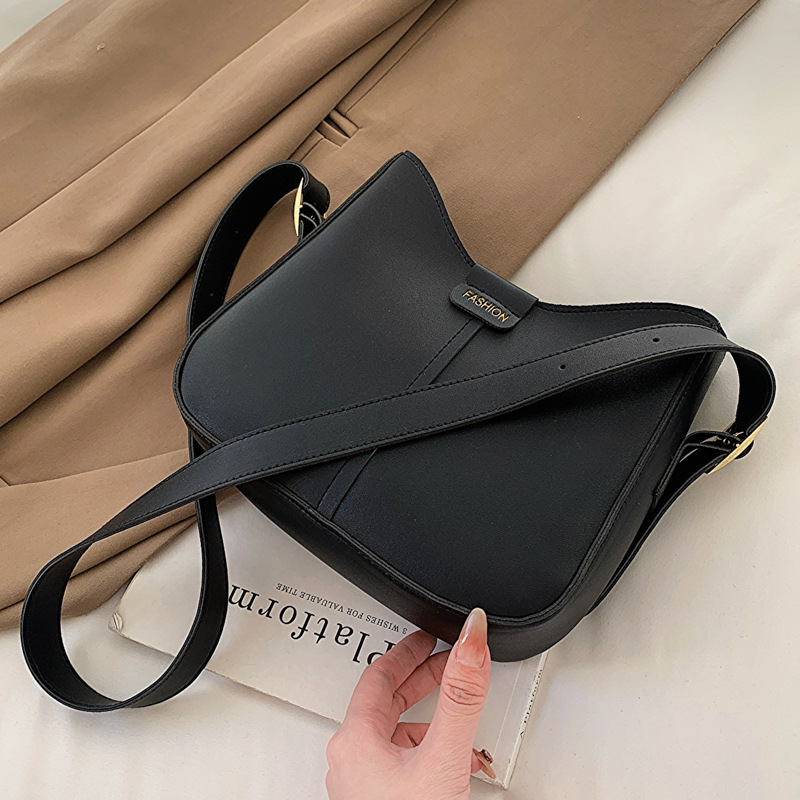 Black without pendants