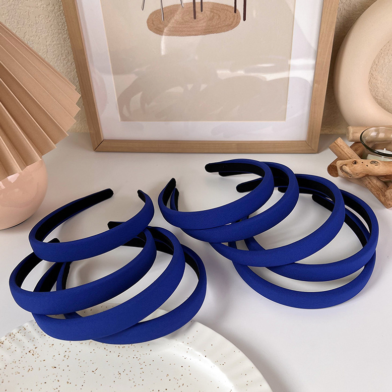 Blue Hair Band Korean Simple And Wide-sided Starting Out Decorated With Press Hairpin display picture 2