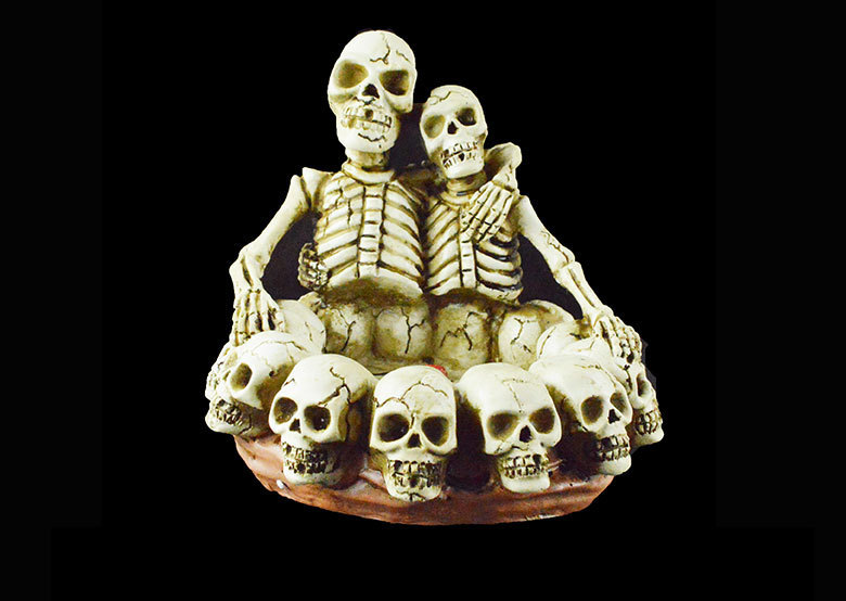 Creative personality skull ashtray resin decoration home boyfriend gift gift exhibition ashtray
