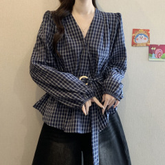 大码秋装韩版不规则格子配腰带收腰衬衫女遮肚子上衣深蓝香云纱