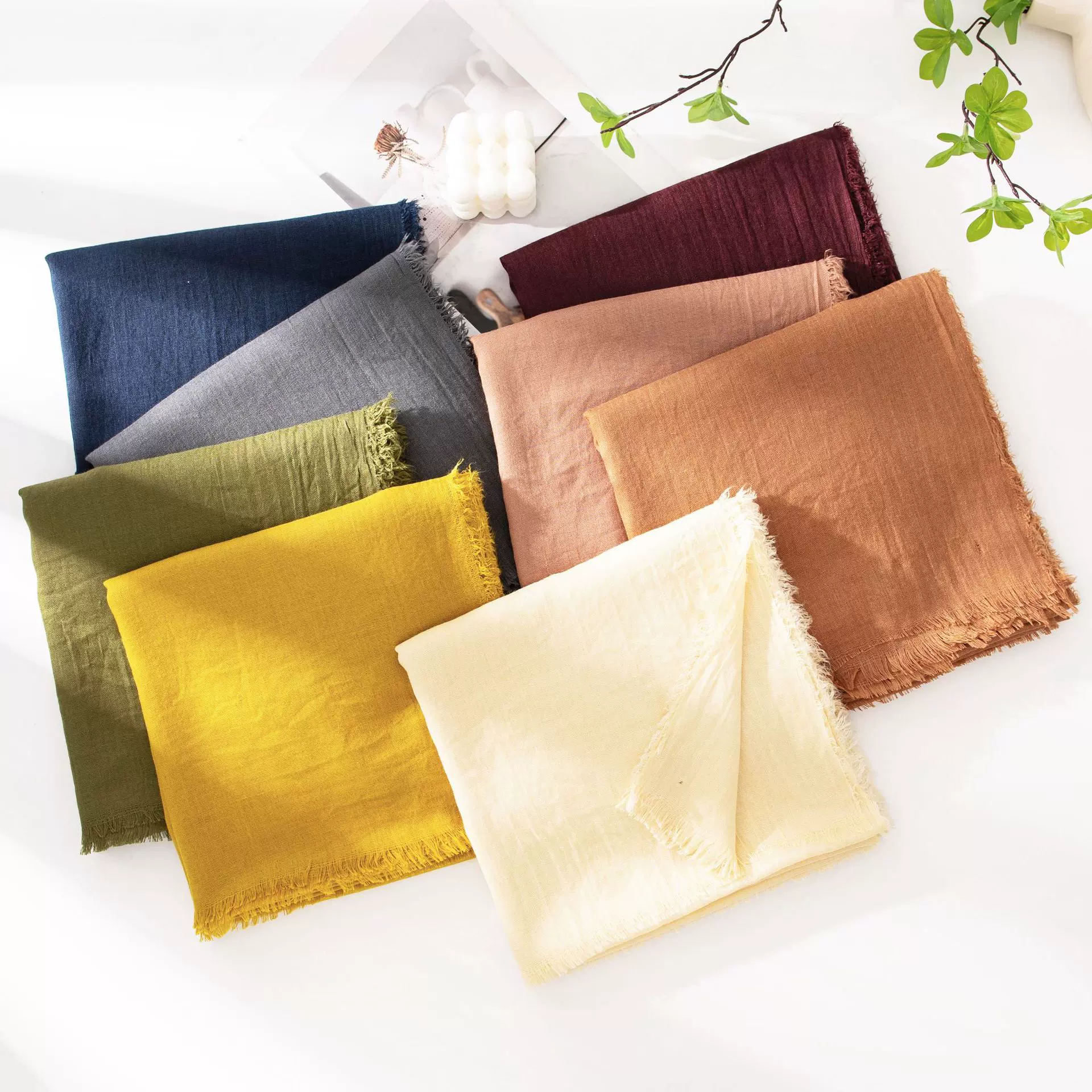 格雷系棉麻丝巾围巾纯色日系沙滩丝巾长条高级感披肩复古毛边纱巾