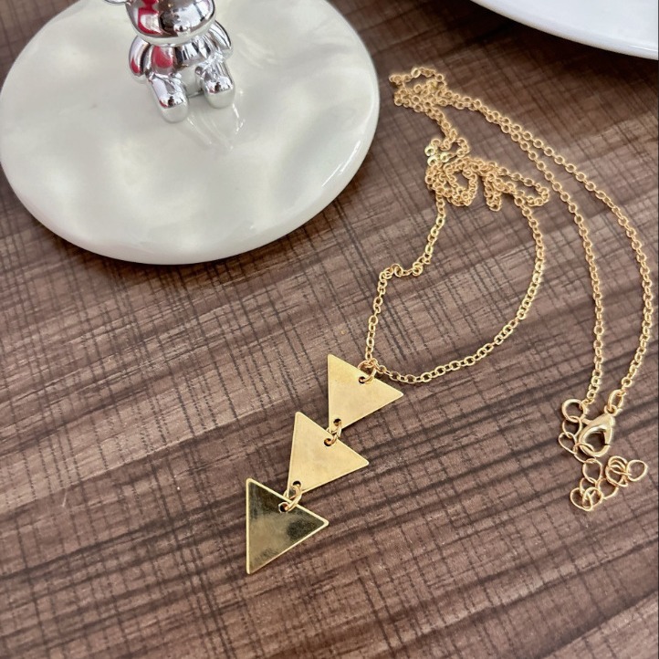 欧美个性冷淡风欧美时尚三角形吊坠女士合金长项链批发毛衣链首饰