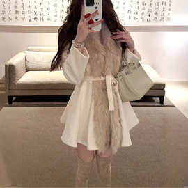 NAOA 西棠佳人 小说女主感白色毛呢拼仿皮草收腰连衣裙大衣