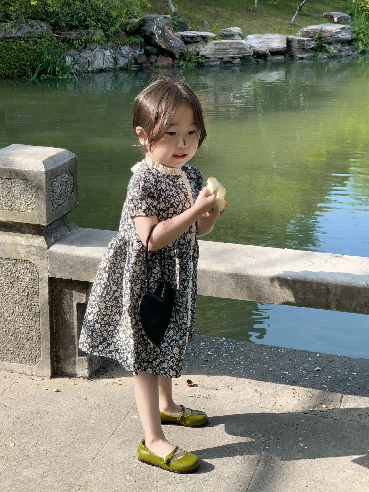 hmqViviiyNSAyin7WuaUt1106PKZFHWc05OW