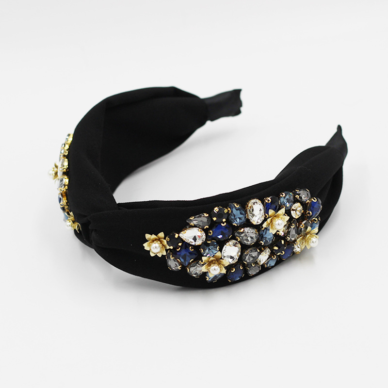 New Fashion Baroque Flower Pearl Headband display picture 4