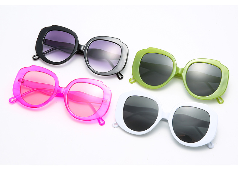 New Round Large Frame Candy-colored Geometric Sunglasses Wholesale display picture 5