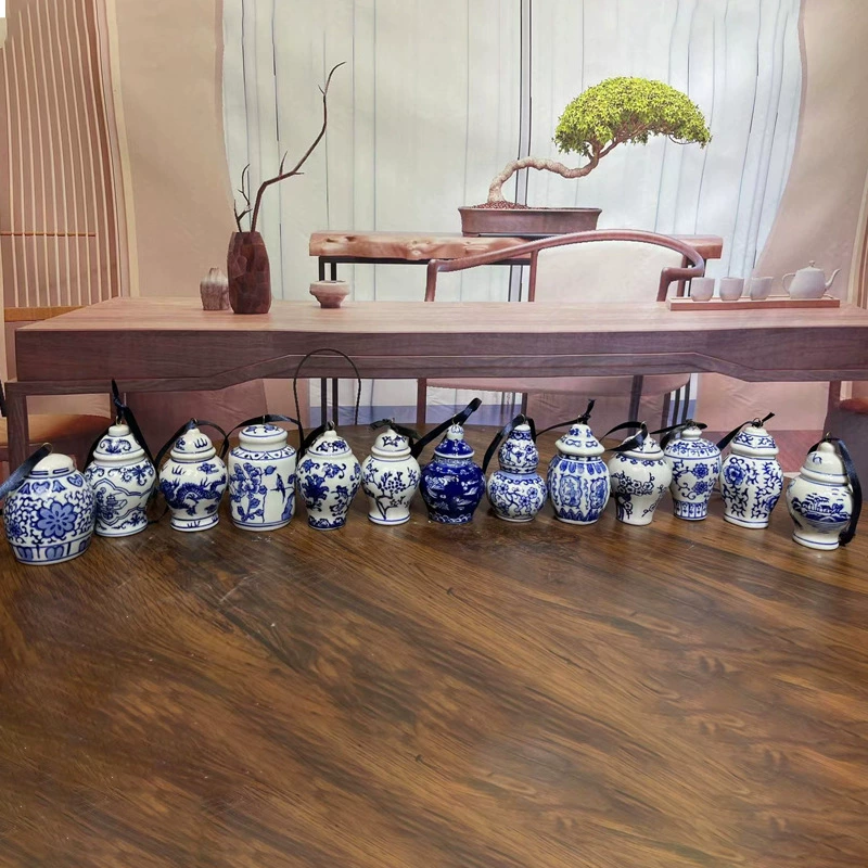 Фарфоровые украшения Jingdezhen рождественская ярмарка украшение ёлки украшение автомобиля голубая и белая фарфор украшения керамическая молодая генеральная банка ветровой колокол