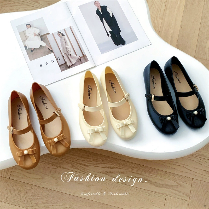 Новая летняя женская обувь, модные повседневные сандалии с круглым носком и бантом, туфли на плоской подошве для верхней одежды.