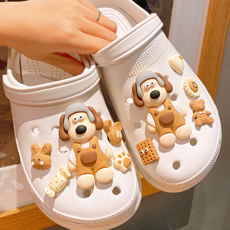 New Cute Three-Dimensional Dog Crocs Shoes Flower DIY Garden Shoes Removable Buckle Easiest for Match Accessories Buckle Wholesale