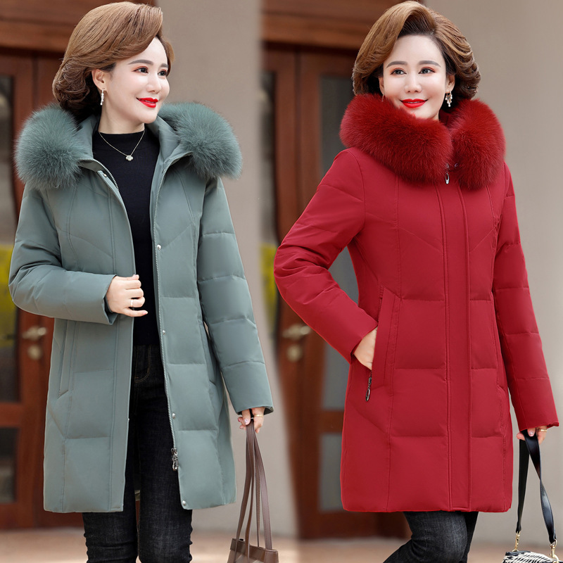 正品牌妈妈冬装羽绒服中长款2024新款中老年女装白鸭绒保暖外套