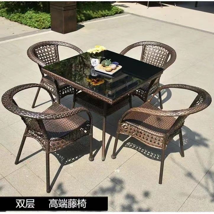 籐テーブルと椅子の3点セット、バルコニーティーテーブルと椅子、カジュアルな屋外中庭、高齢者用背もたれ籐椅子、コーヒーテーブルの組み合わせ|undefined