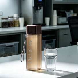 单层透明塑料方形提绳杯直筒设计耐摔耐用旅行便携水杯