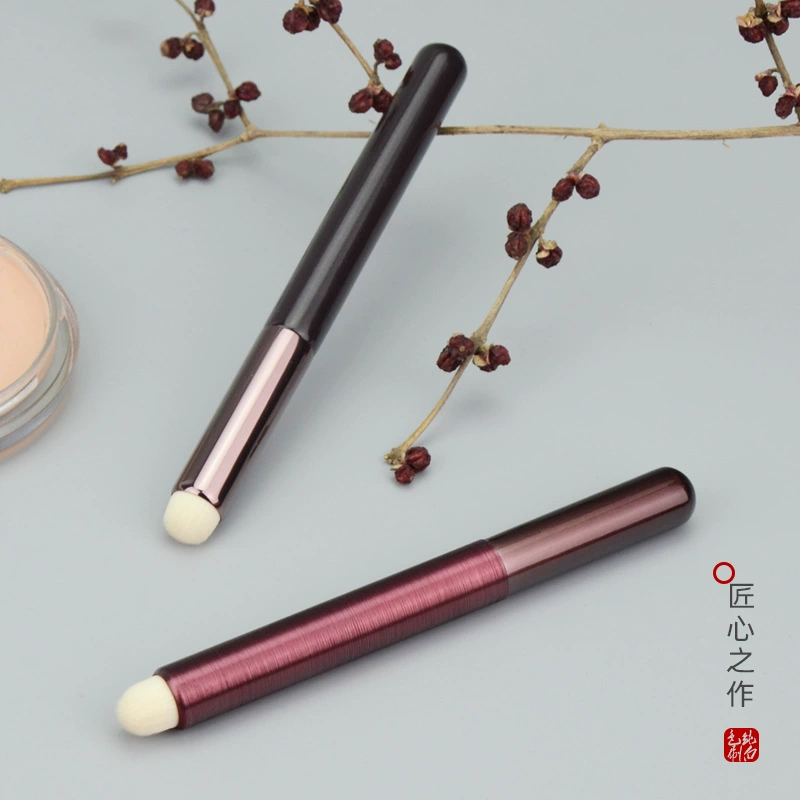 Universal handheld lipstick, white concealer brush