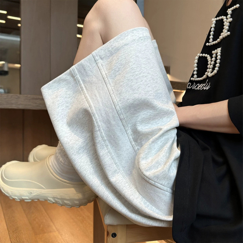 Men's summer new style ins trendy loose versatile shorts, youth drawstring elastic waist casual pants Men's summer new style ins trendy loose versatile shorts, youth drawstring elastic waist casual pants