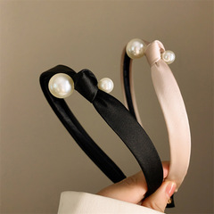 Delicate thin hair clip Korean-style exquisite pearl-embossed hair pin for adults, suitable for outdoor wear, versatile hair accessory with fabric hairpiece